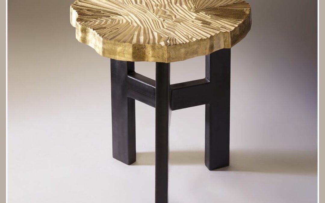 LEAF SIDE TABLE